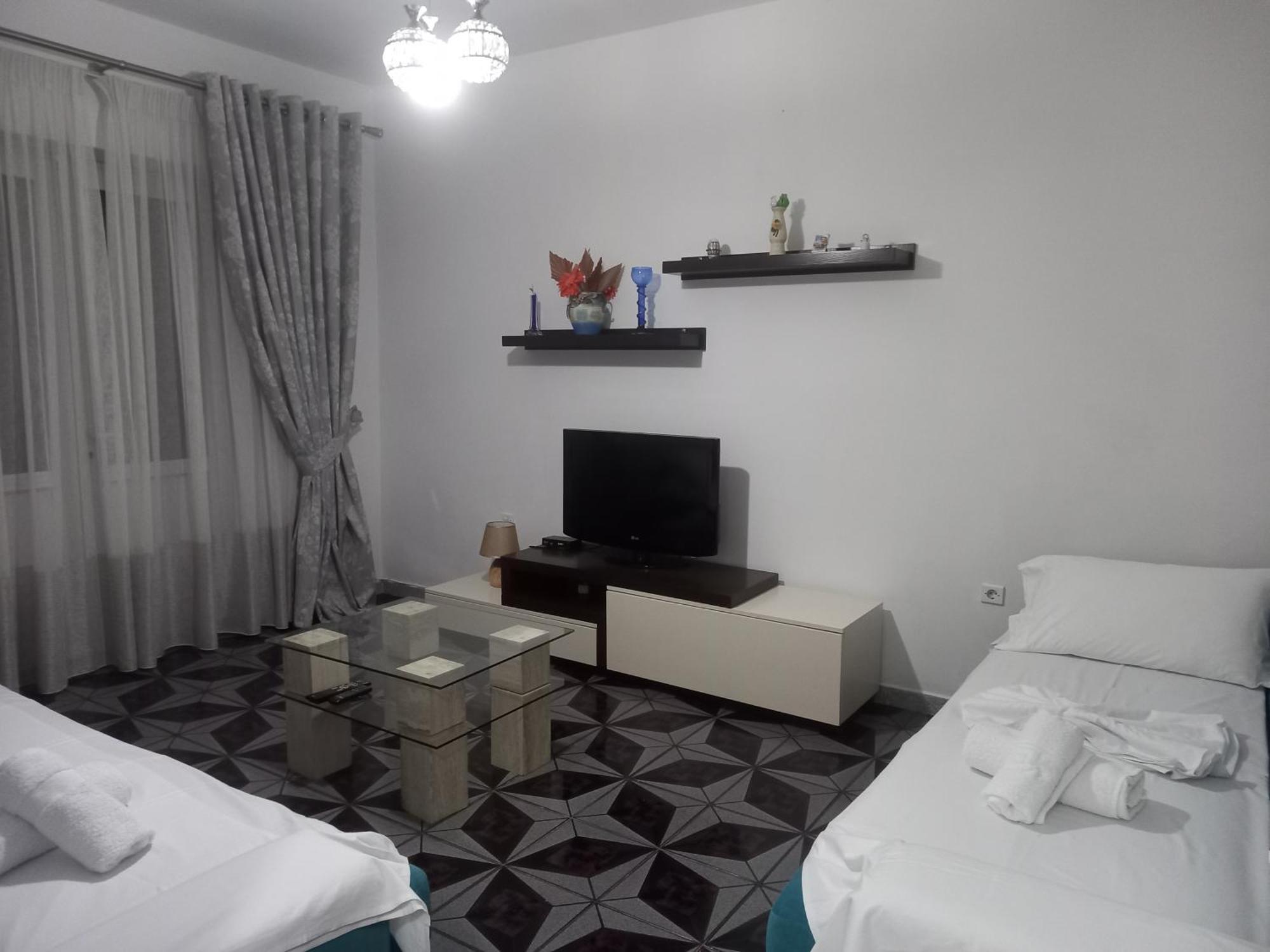 Goni Guest House Sarande Exterior photo