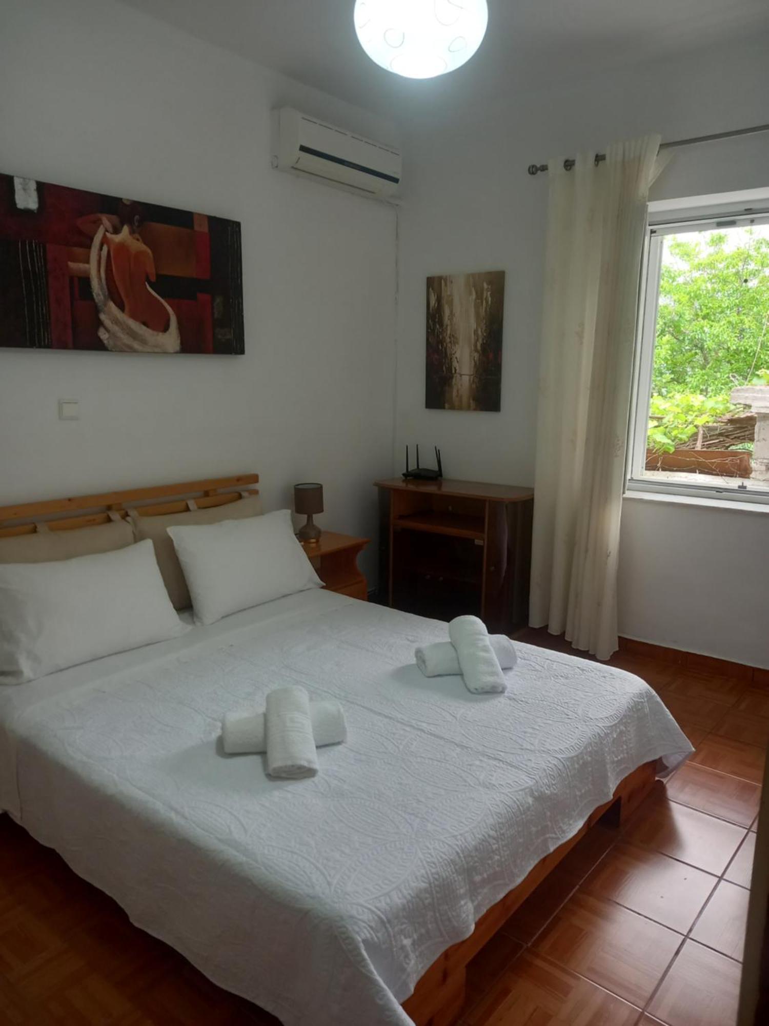 Goni Guest House Sarande Exterior photo
